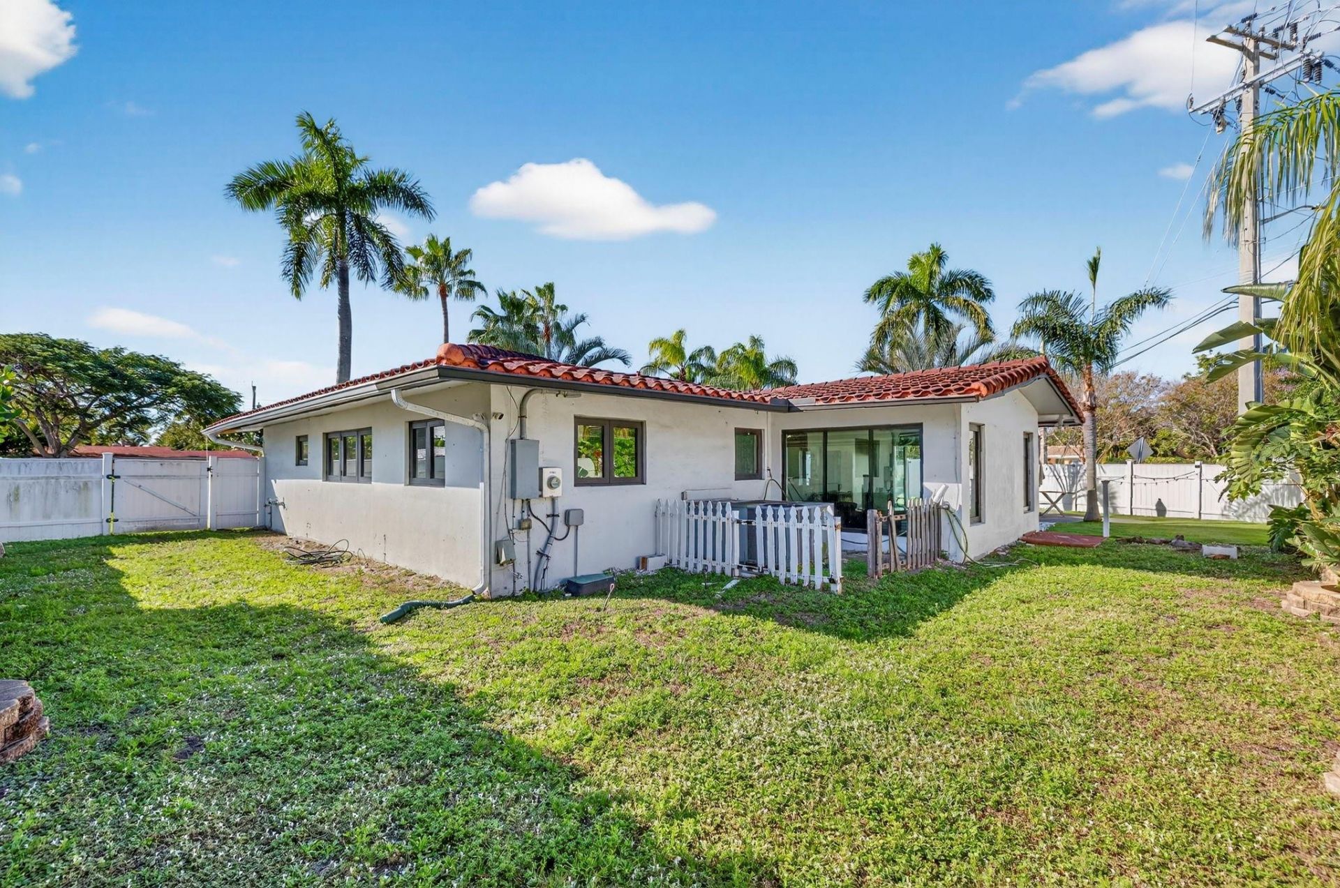 2601 NE 8th Ct, Pompano Beach, FL 33062 Photo