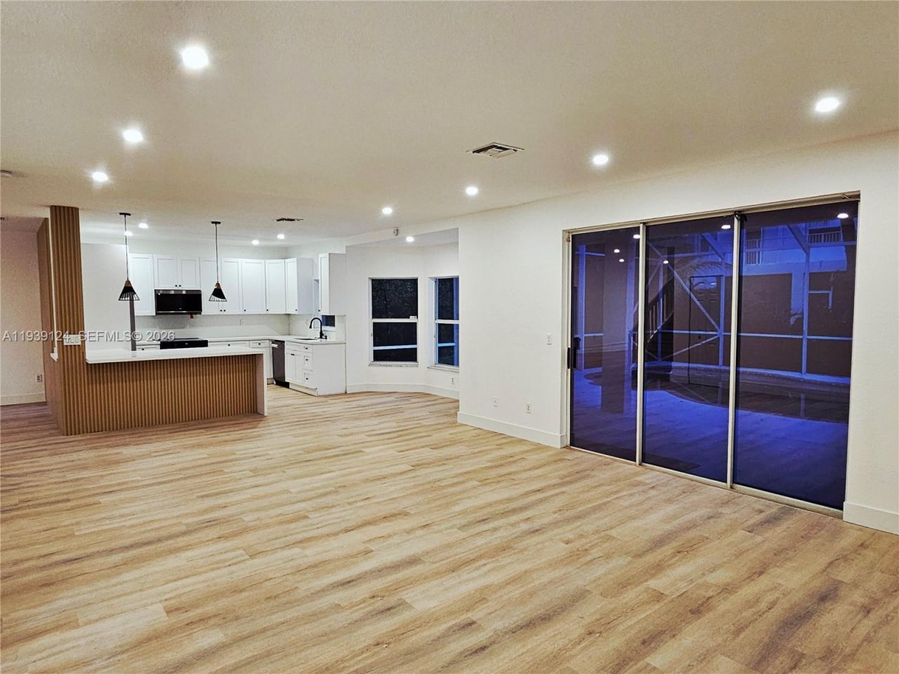 15843 SW 14th Ct, Pembroke Pines, FL 33027 Photo