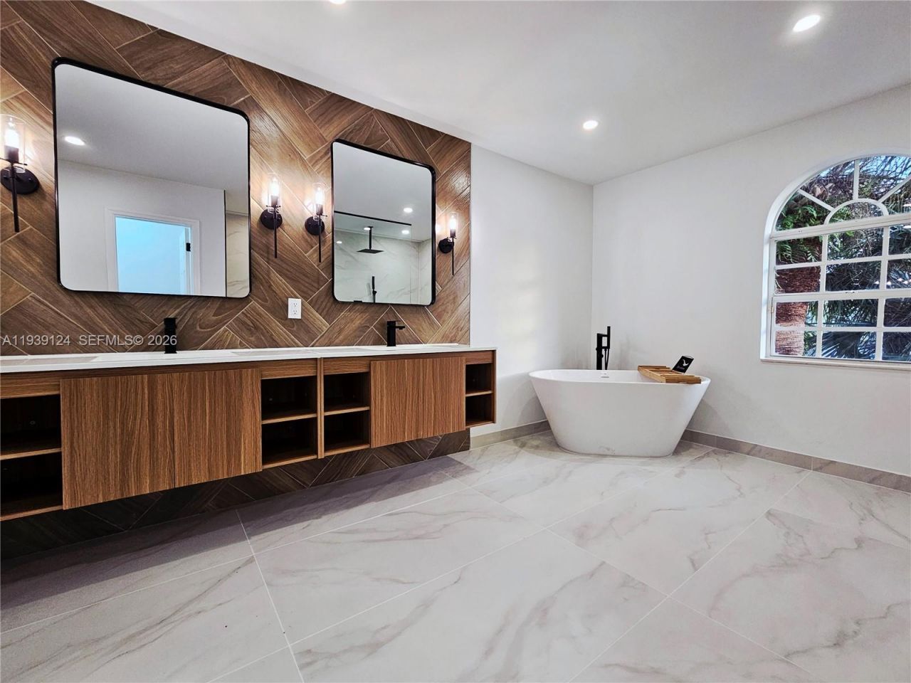 15843 SW 14th Ct, Pembroke Pines, FL 33027 Photo