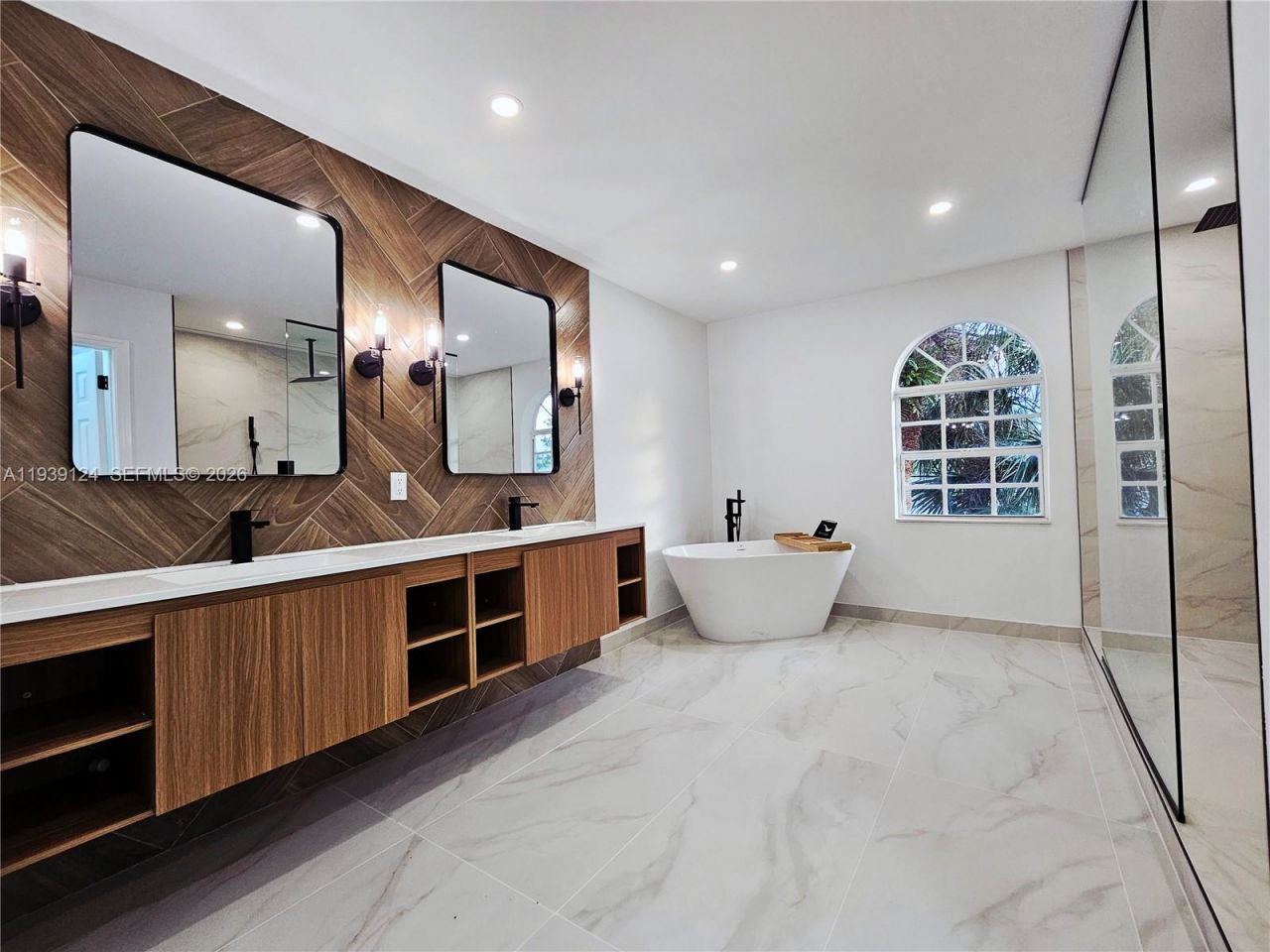 15843 SW 14th Ct, Pembroke Pines, FL 33027 Photo