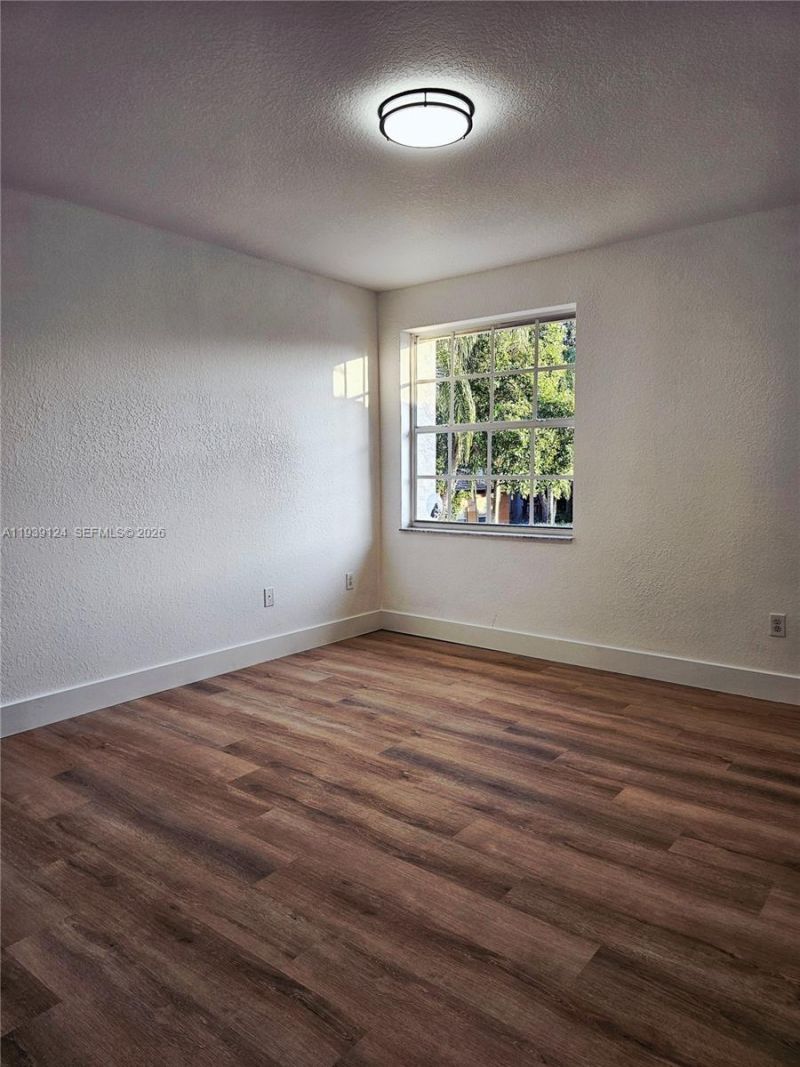 15843 SW 14th Ct, Pembroke Pines, FL 33027 Photo