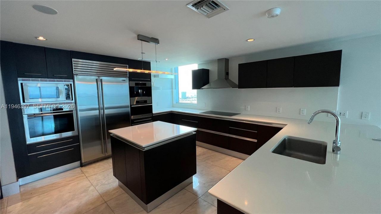 17001 Collins Ave , Unit 3808, Sunny Isles Beach, FL 33160 Photo