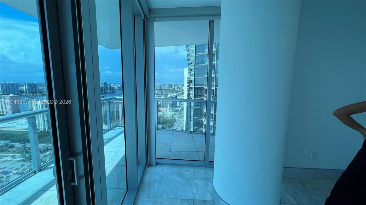 17001 Collins Ave, Unit 3808, Sunny Isles Beach, FL 33160 Photo