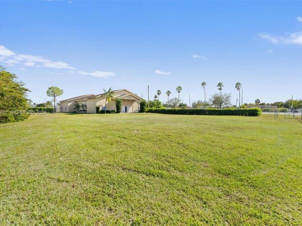 21571 SW 110th Ave, Miami, FL 33189
