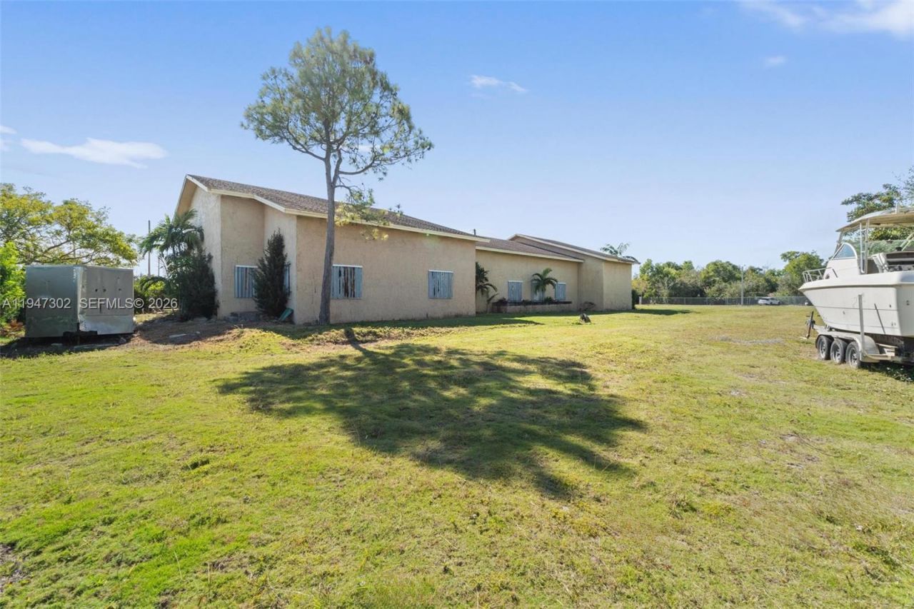 21571 SW 110th Ave, Miami, FL 33189 Photo