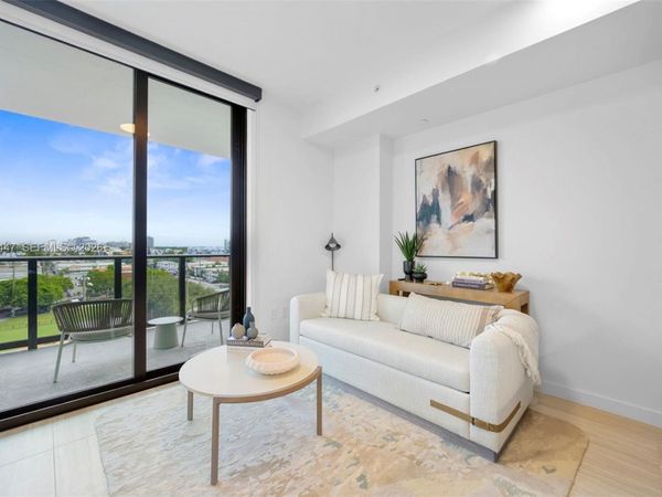 580 72nd , Unit 611, Miami Beach, FL 33141