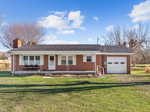 12500 Griffith Road, Pikeville, TN 37367