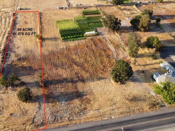 85 Silver Eagle Rd, Sacramento, CA 95838