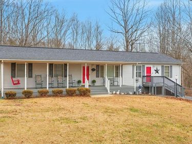 11057 EGGBORNSVILLE ROAD, RIXEYVILLE, VA 22737