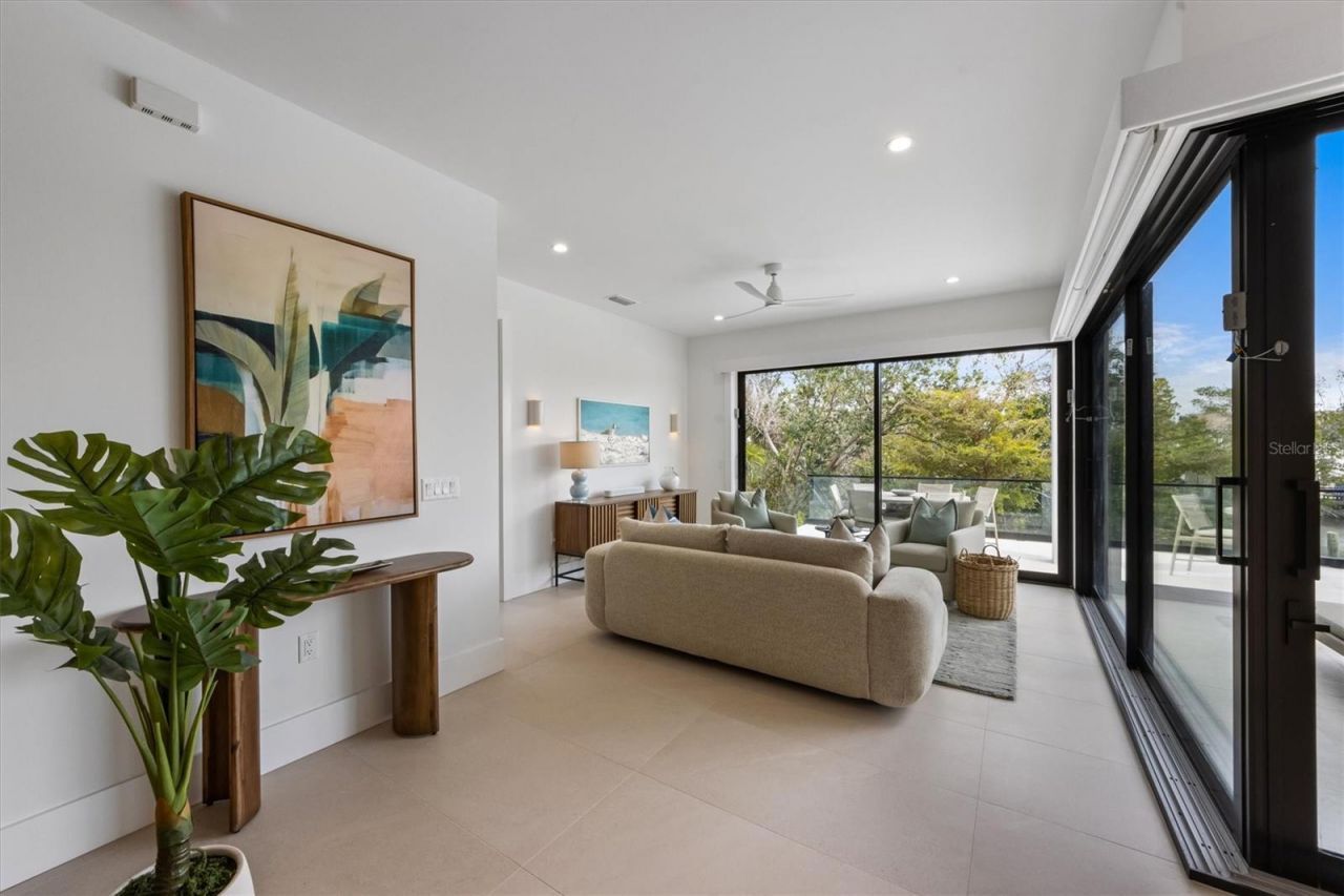 7003 Holmes Boulevard, Holmes Beach, FL 34217 Photo