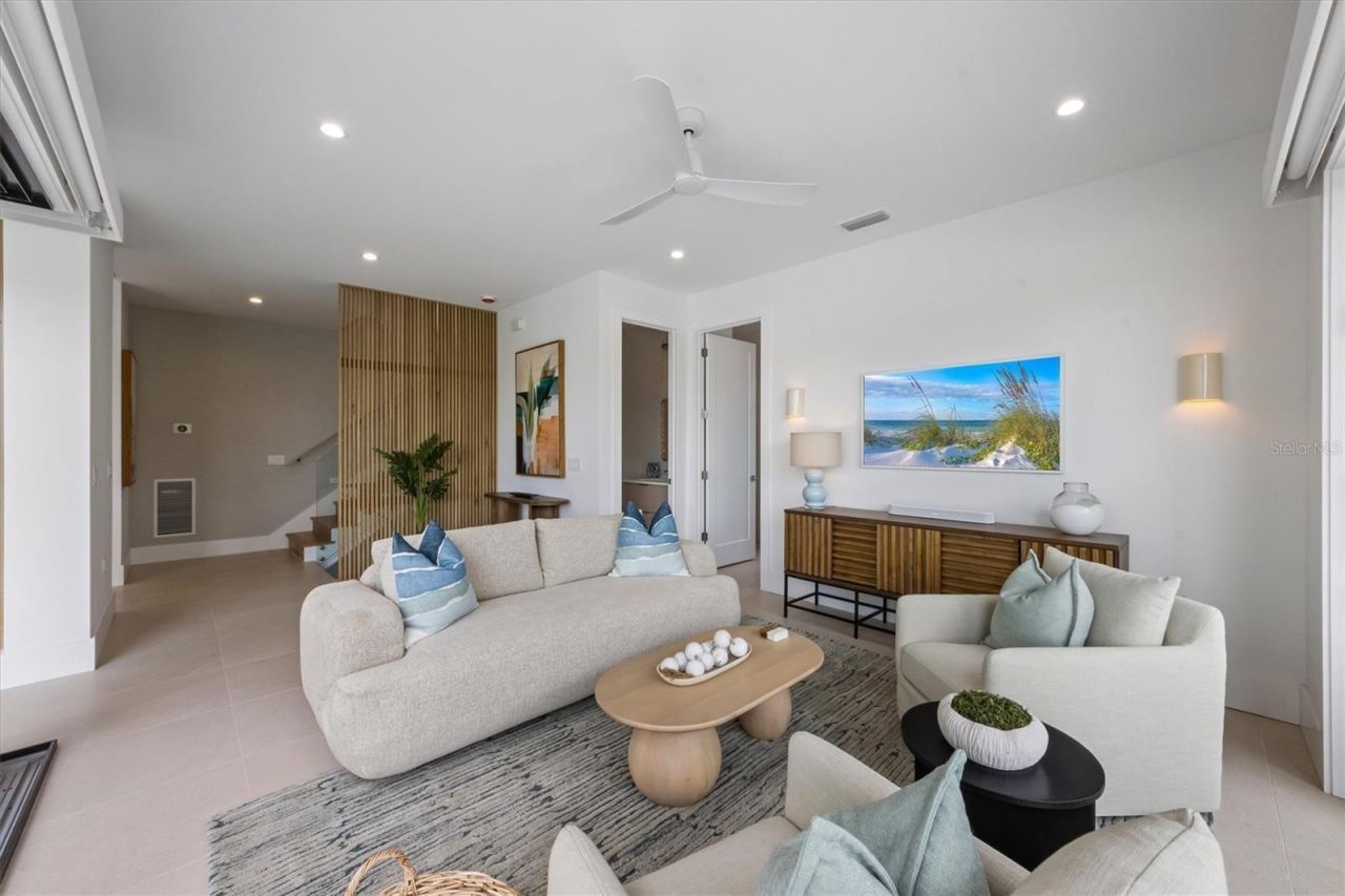 7003 Holmes Boulevard, Holmes Beach, FL 34217 Photo