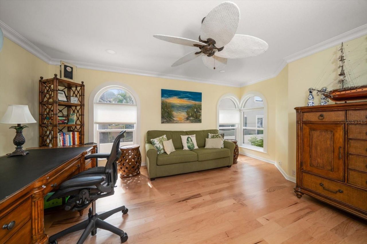 15564 Gulf Boulevard, Redington Beach, FL 33708 Photo