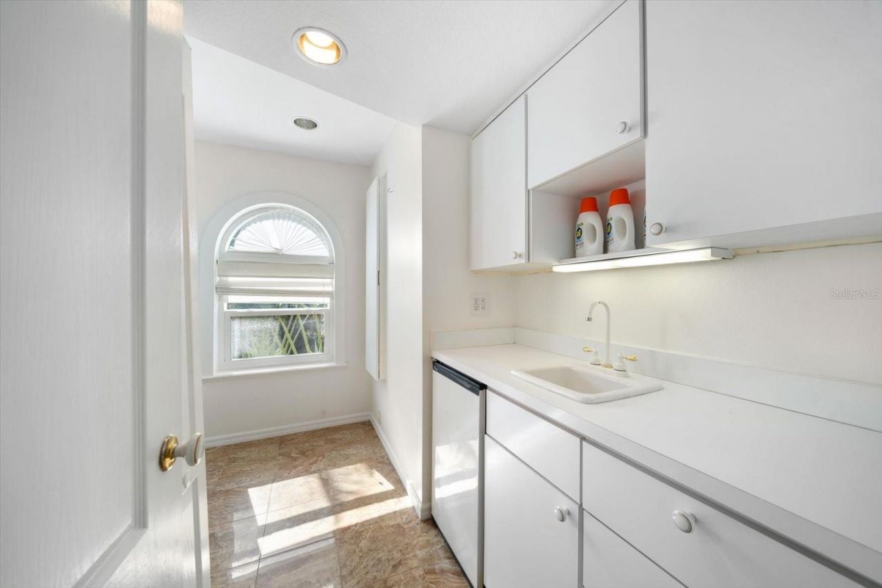 15564 Gulf Boulevard, Redington Beach, FL 33708 Photo