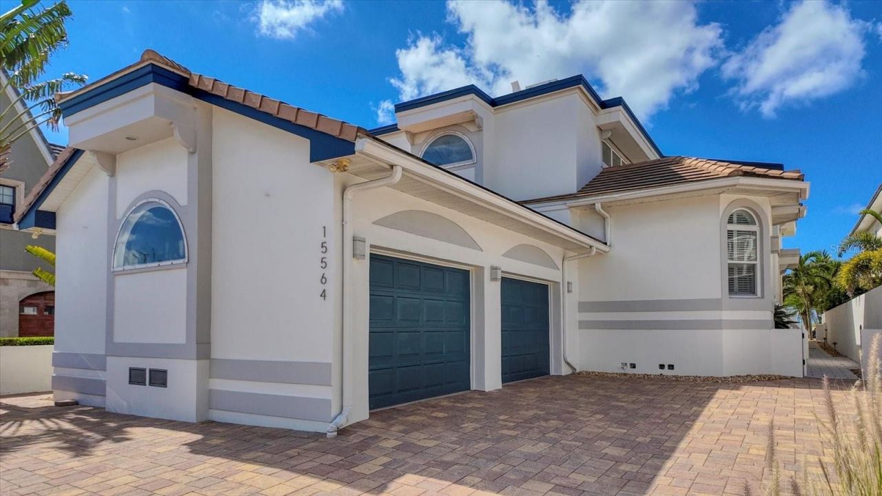 15564 Gulf Boulevard, Redington Beach, FL 33708 Photo