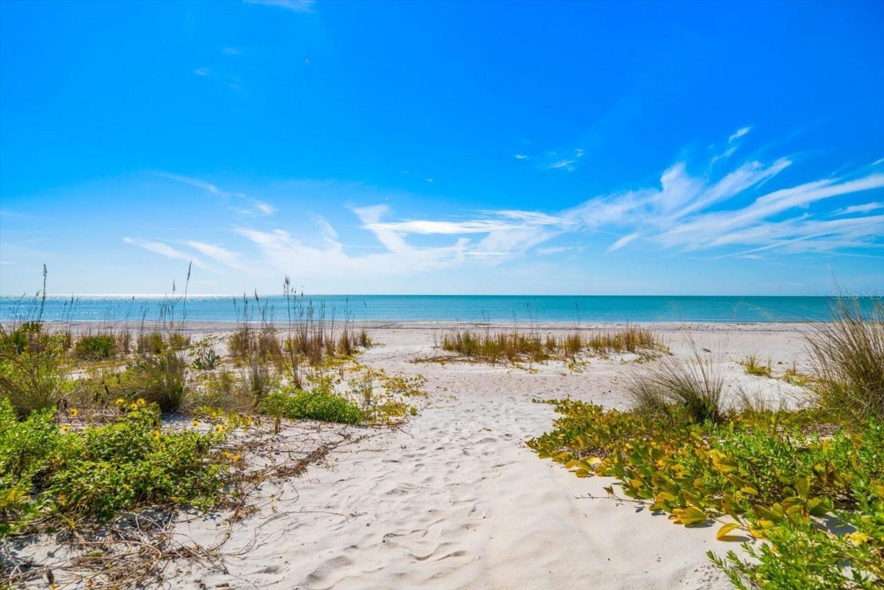15564 Gulf Boulevard, Redington Beach, FL 33708 Photo