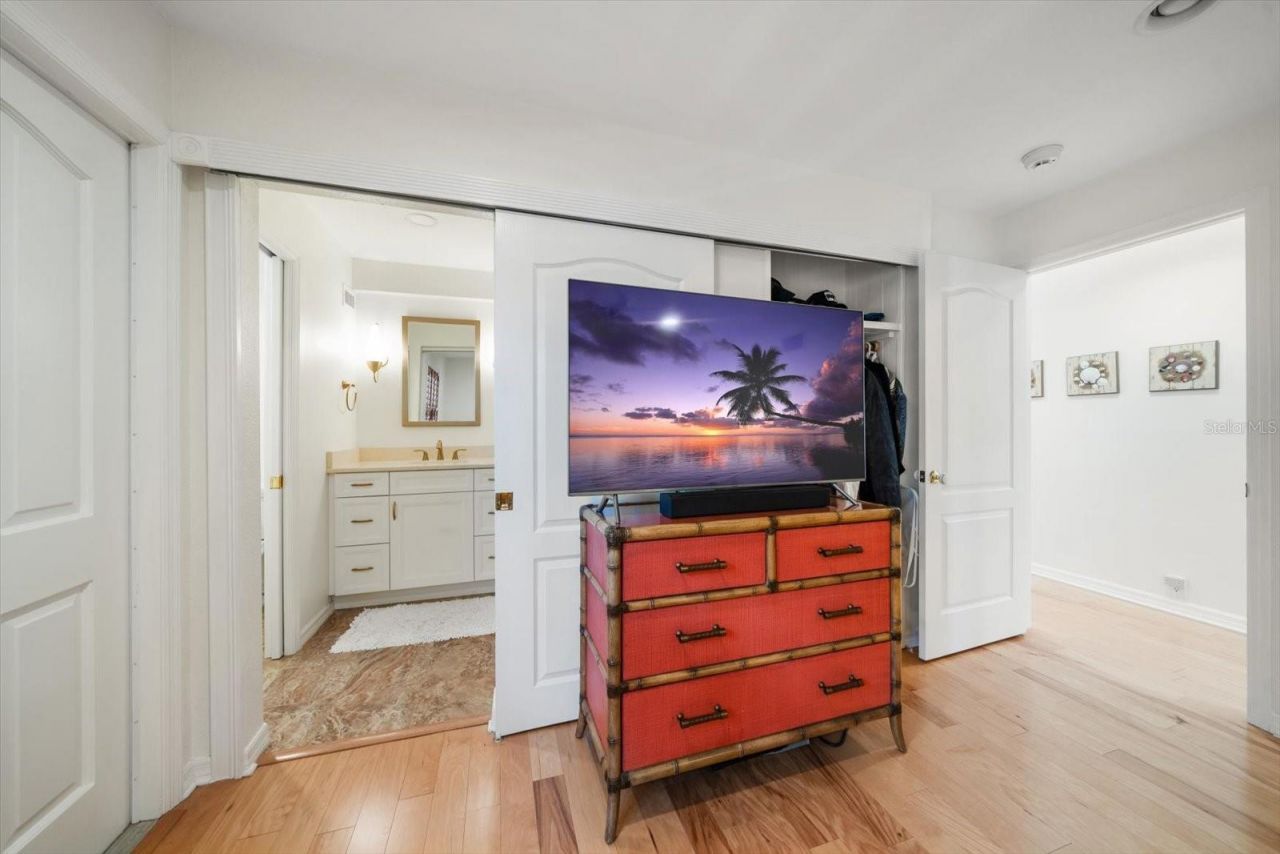 15564 Gulf Boulevard, Redington Beach, FL 33708 Photo