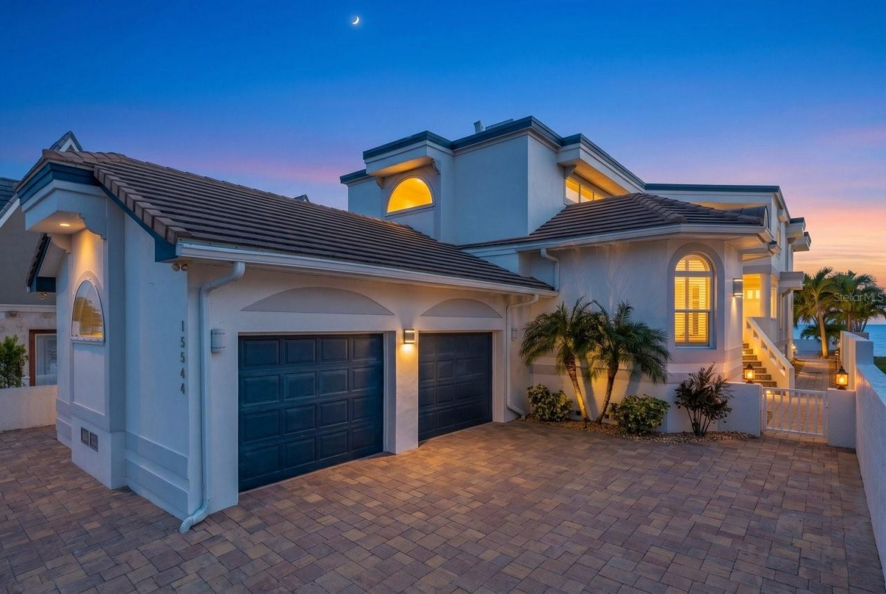 15564 Gulf Boulevard, Redington Beach, FL 33708 Photo