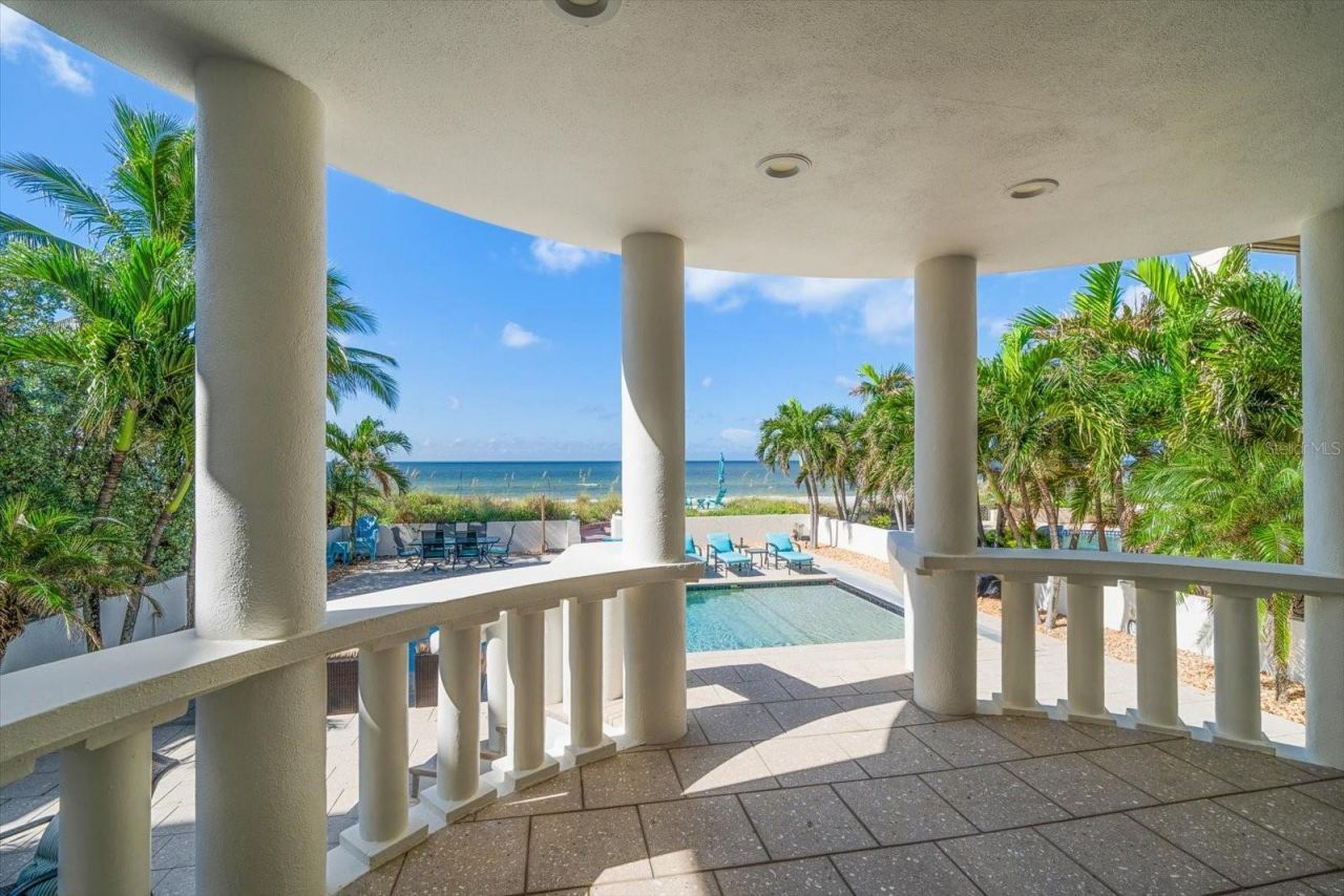 15564 Gulf Boulevard, Redington Beach, FL 33708 Photo