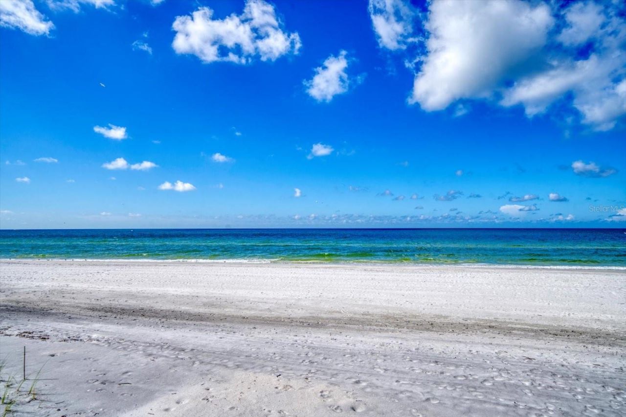 15564 Gulf Boulevard, Redington Beach, FL 33708 Photo