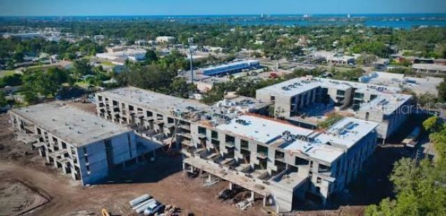 2170 Robinhood Street, Unit C1-202, Sarasota, FL 34231 Photo