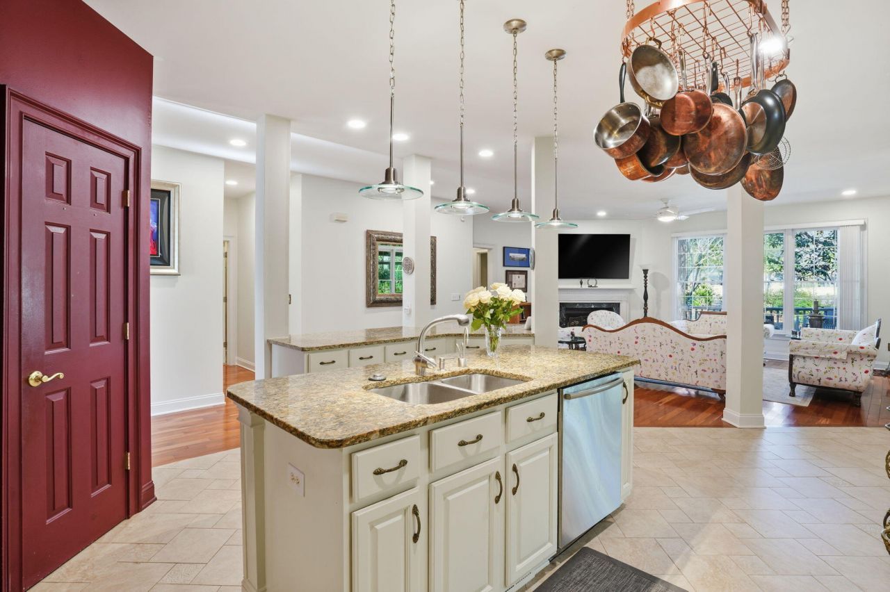 3334 Merion Place Photo 12