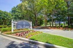3334 Merion Place photo 4