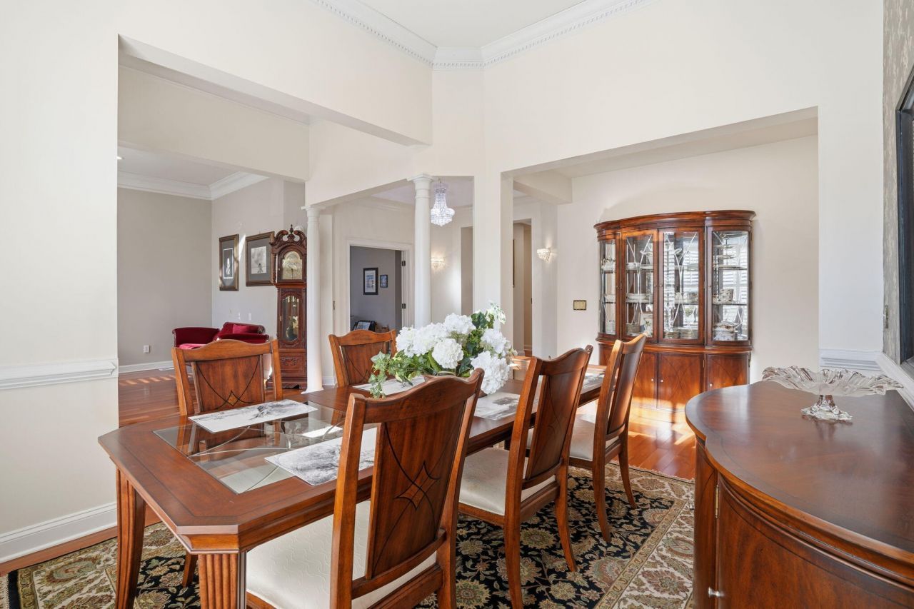 3334 Merion Place Photo 9