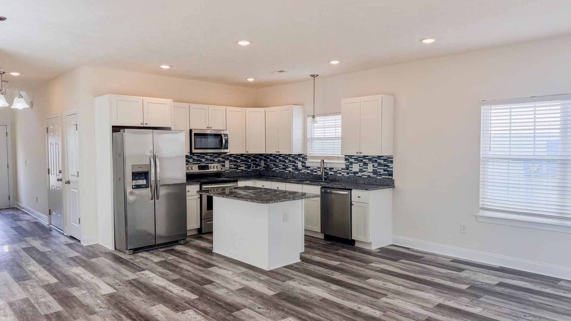 331 Botany Bay Pl. Photo 6