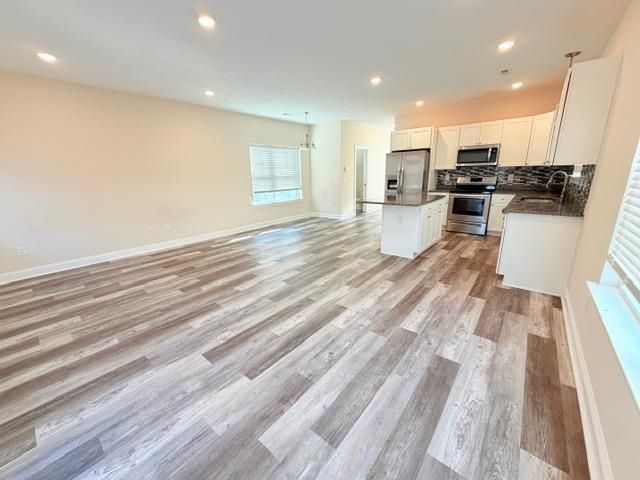 331 Botany Bay Pl. Photo 8