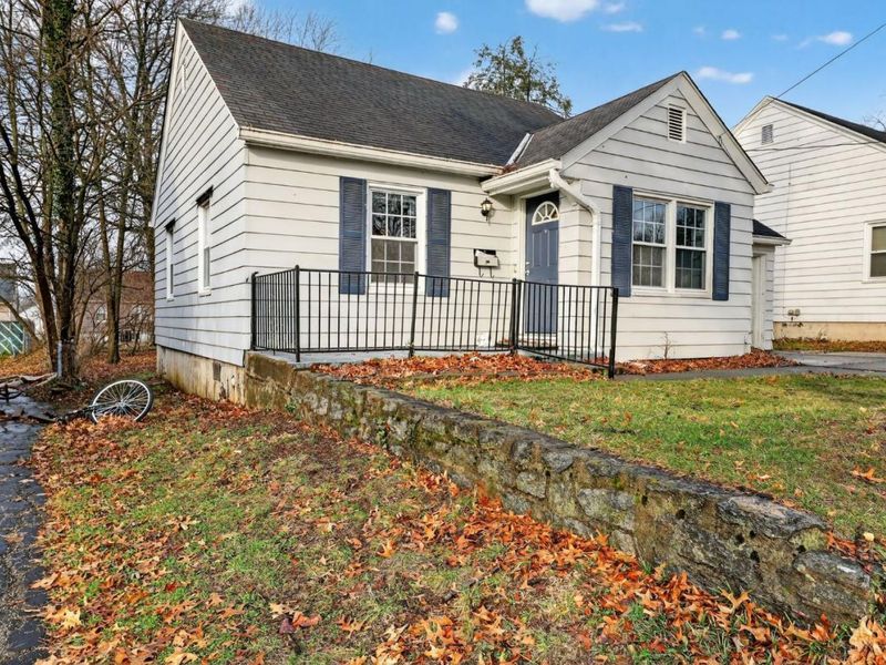 6837 Warder Drive, Springfield Twp., OH 45224 Photo 2