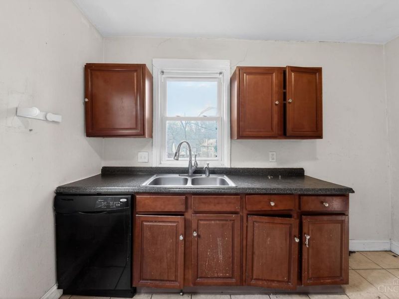 395 Purcell Avenue, Cincinnati, OH 45205 Photo 14