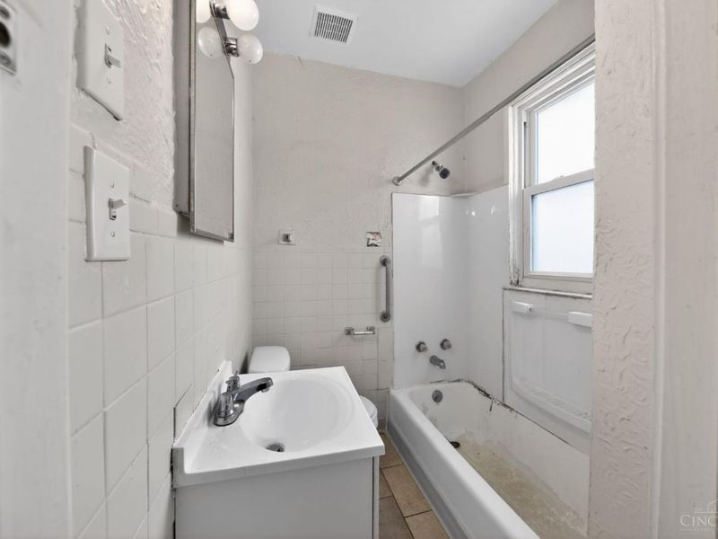 395 Purcell Avenue, Cincinnati, OH 45205 Photo 23