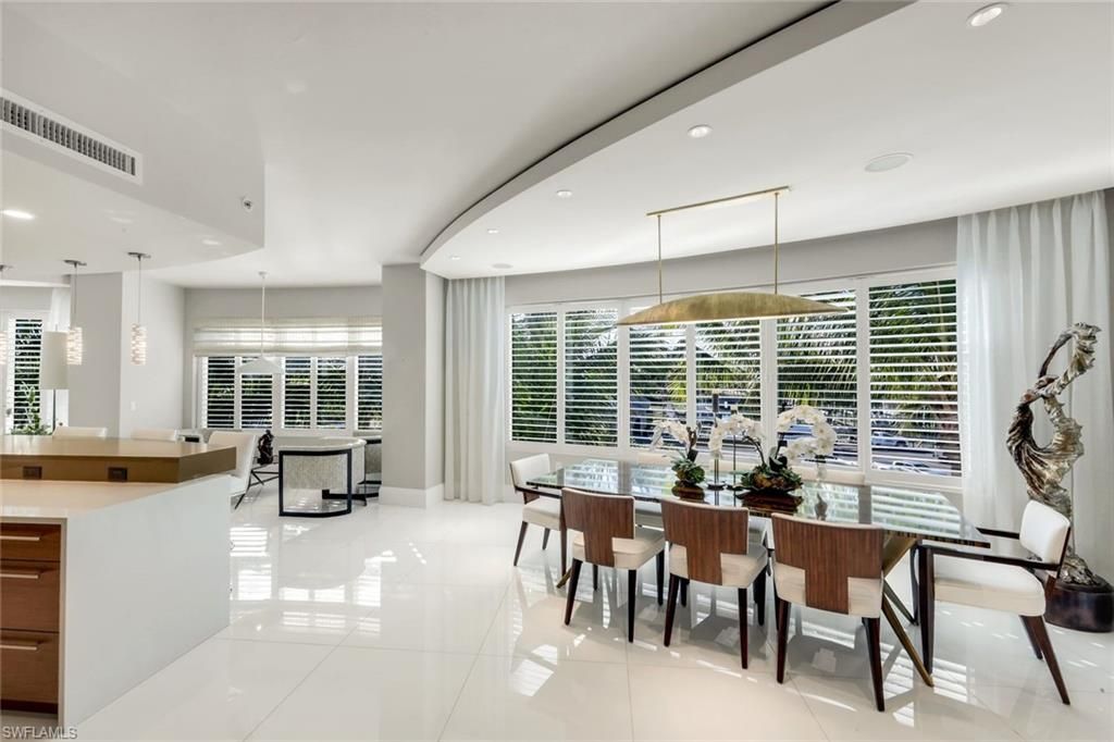 13665 Vanderbilt Dr, Unit 301, Naples, FL 34110 Photo