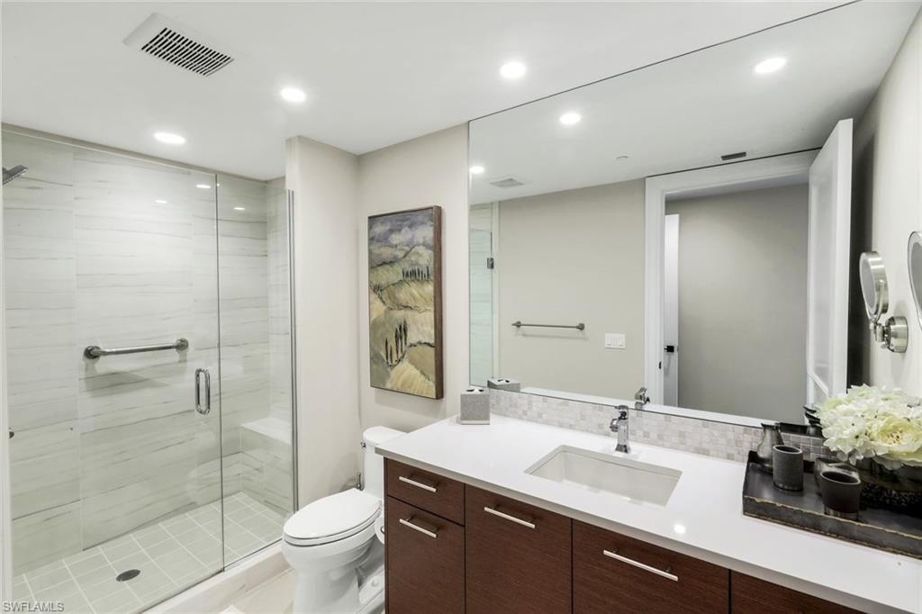 13665 Vanderbilt Dr, Unit 301, Naples, FL 34110 Photo