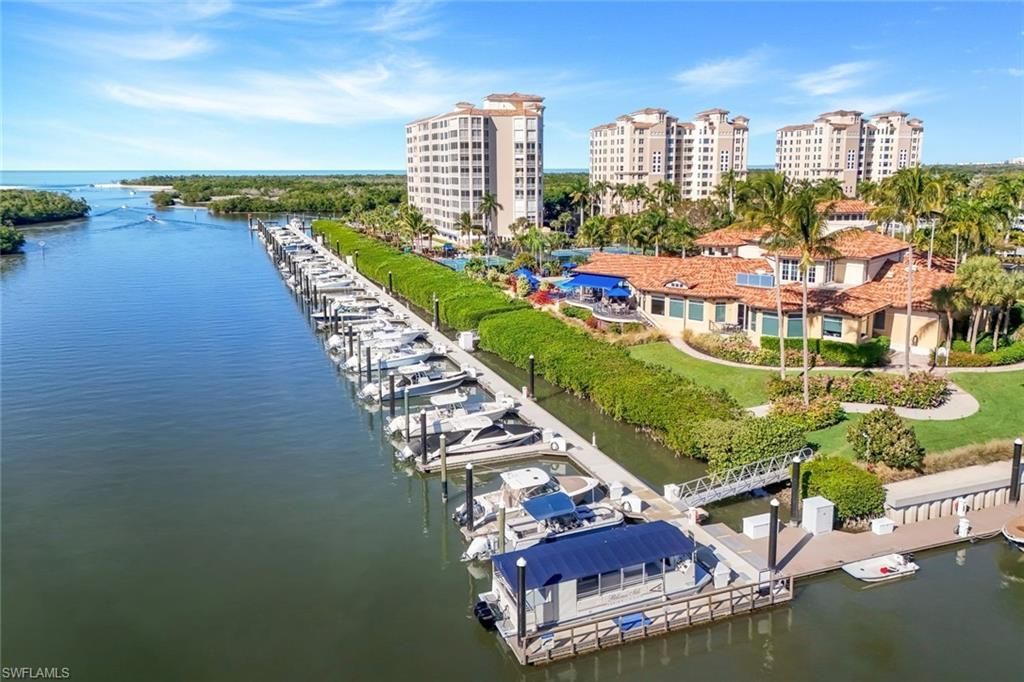 13665 Vanderbilt Dr, Unit 301, Naples, FL 34110 Photo