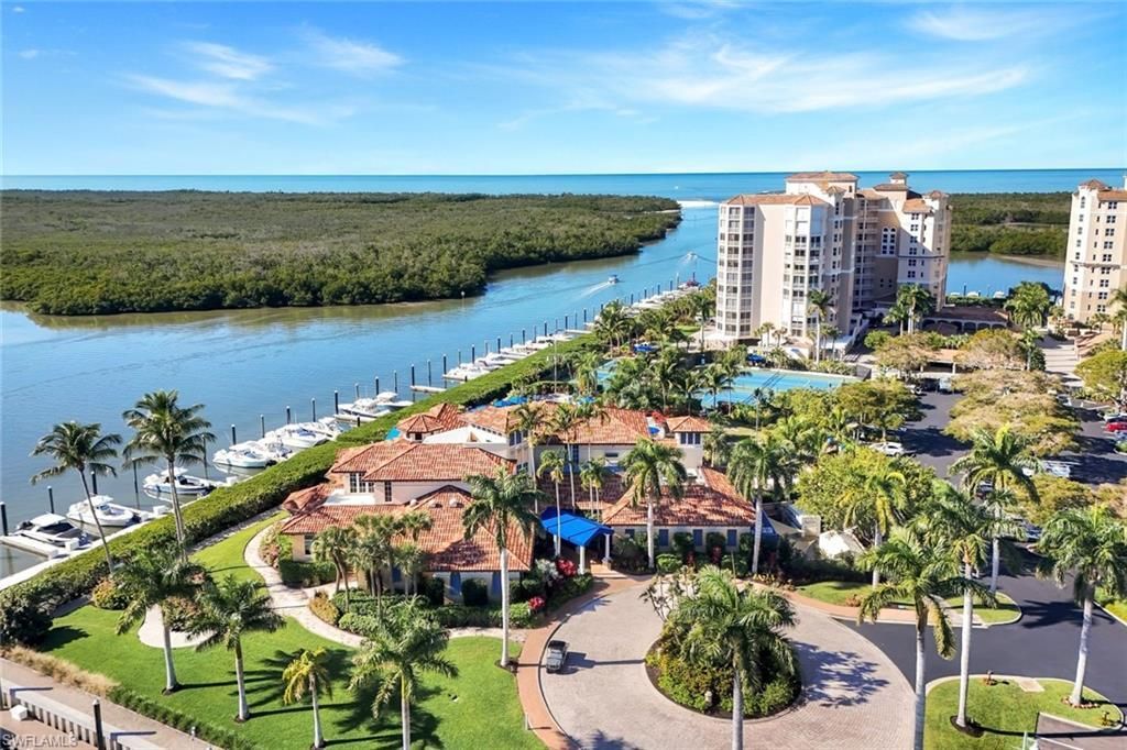 13665 Vanderbilt Dr, Unit 301, Naples, FL 34110 Photo