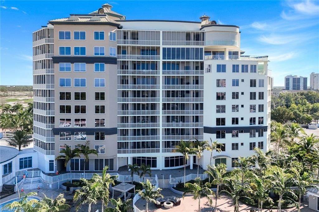 13665 Vanderbilt Dr, Unit 301, Naples, FL 34110 Photo
