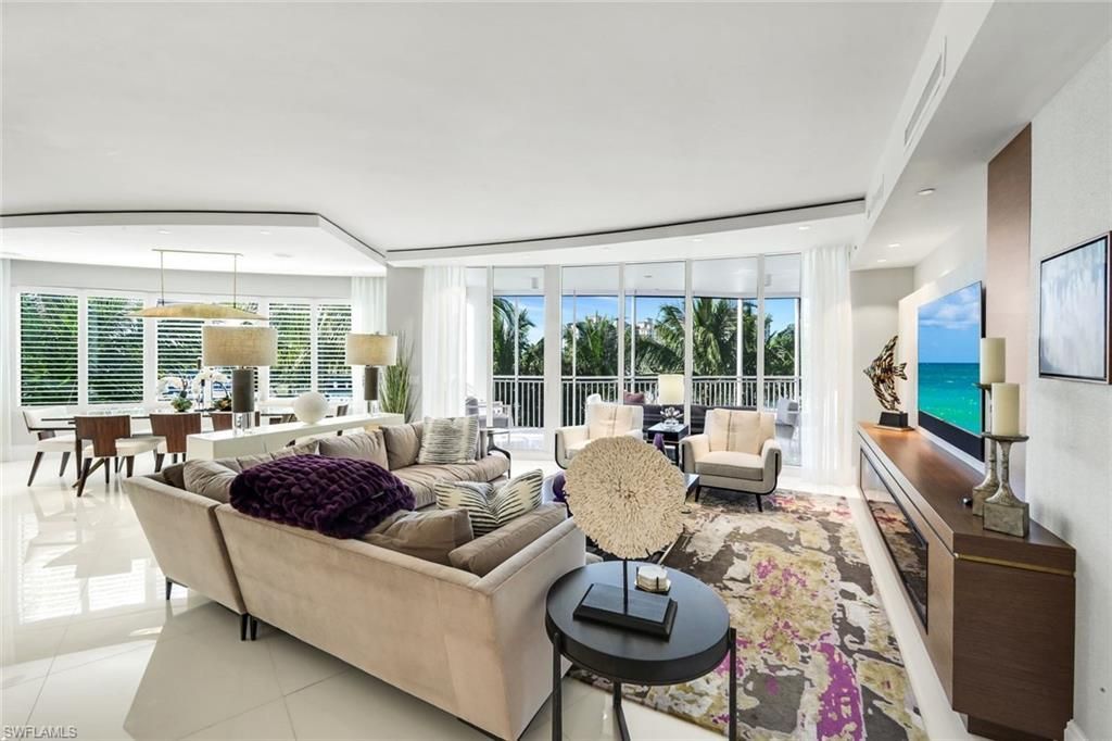 13665 Vanderbilt Dr, Unit 301, Naples, FL 34110 Photo