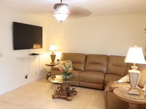 1011 Cornwall A, Unit 1011, Boca Raton, FL 33434