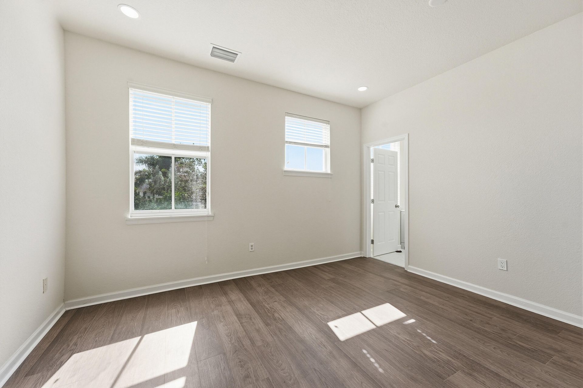 425 Greenwich Circle, Unit 204, Jupiter, FL 33458 Photo