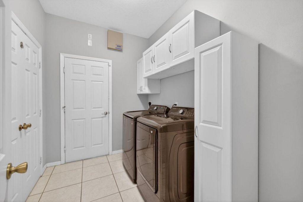 5806 NW Breezy Brook Court, Port Saint Lucie, FL 34986 Photo