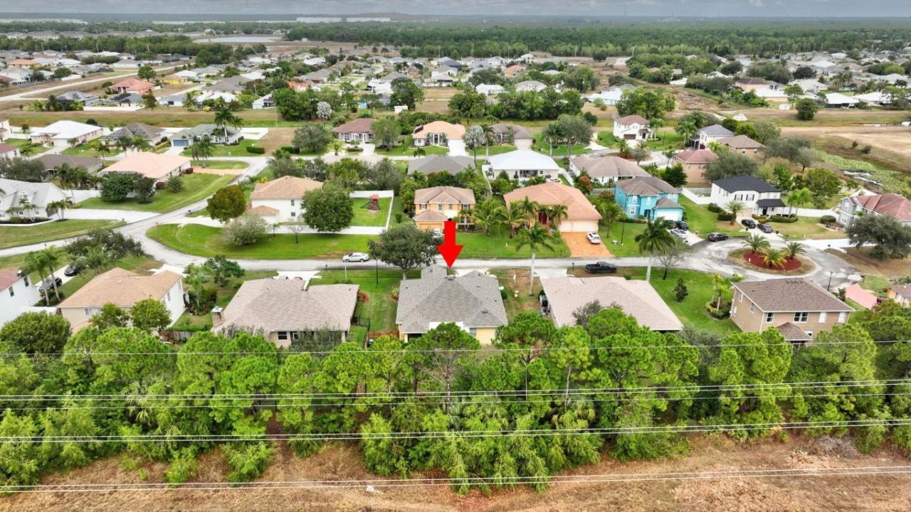 5806 NW Breezy Brook Court, Port Saint Lucie, FL 34986 Photo