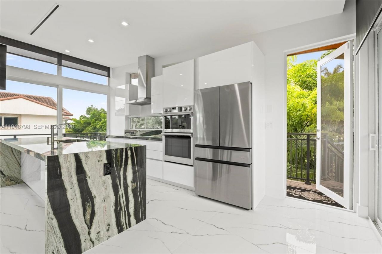 185 SW 130th Ave , Miami, FL 33184 Photo