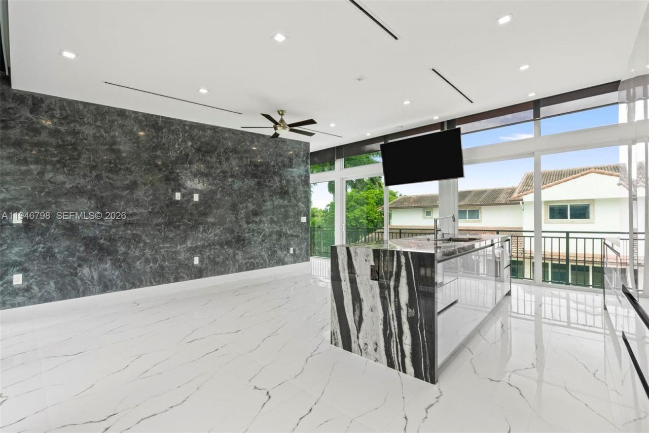 185 SW 130th Ave , Miami, FL 33184 Photo