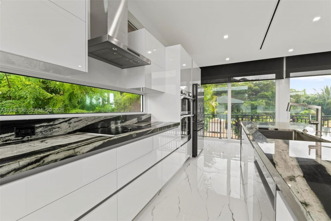 185 SW 130th Ave , Miami, FL 33184 Photo