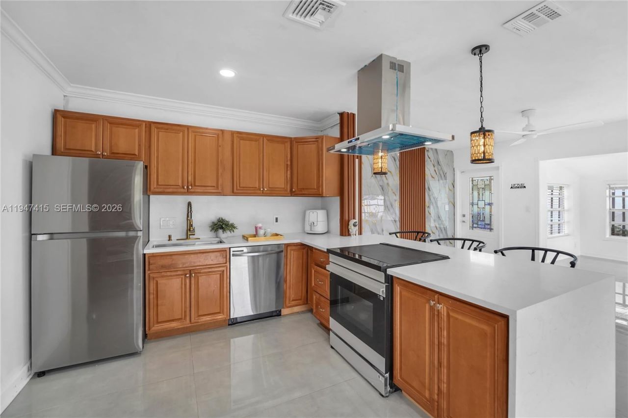 2718 Sherman St, Hollywood, FL 33020 Photo