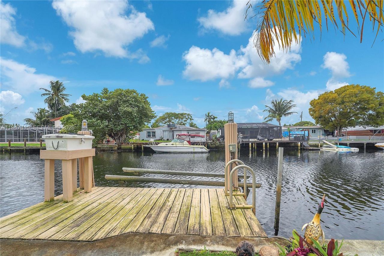 2718 Sherman St, Hollywood, FL 33020 Photo