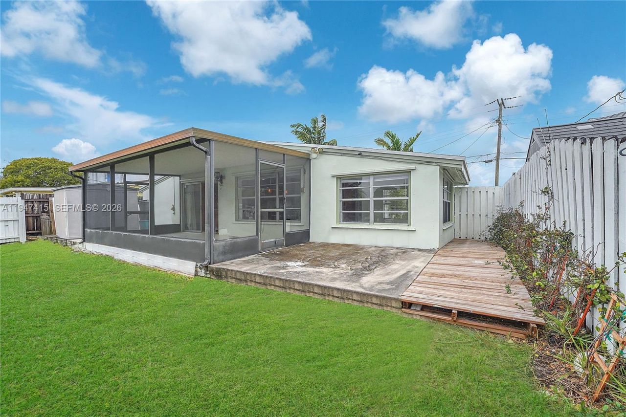 2718 Sherman St, Hollywood, FL 33020 Photo