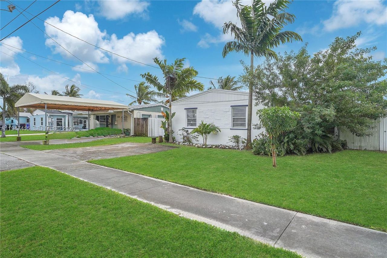 2718 Sherman St, Hollywood, FL 33020 Photo