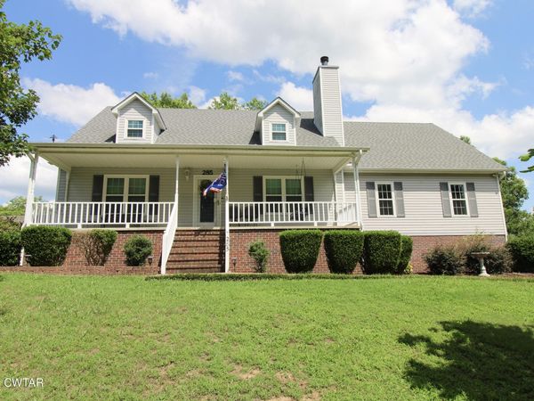 285 Meadowbrook Circle, Lexington, TN 38351